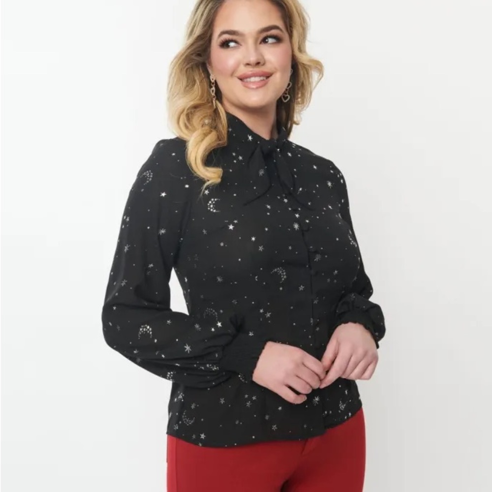 NWOT Unique Vintage Black Starry Blouse